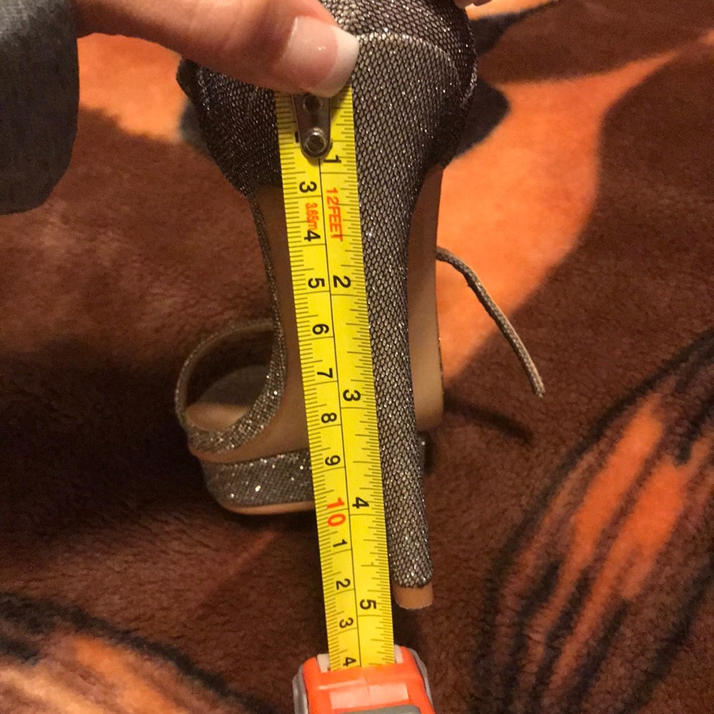 Victoria Secret ankle strap heels - Picture 6 of 6